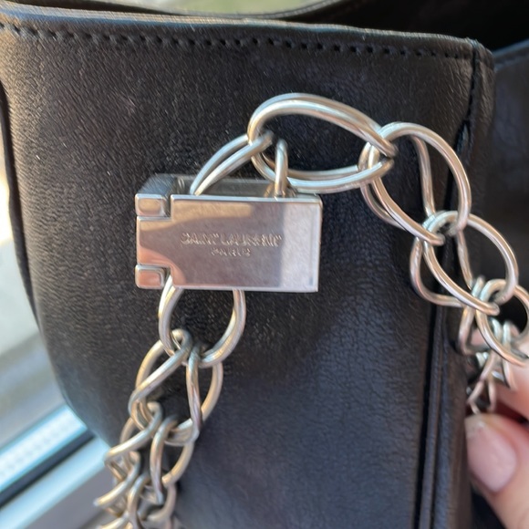 See photos - Picture 7 of 11